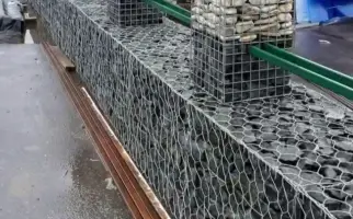 Цоколь забора из ГСИ