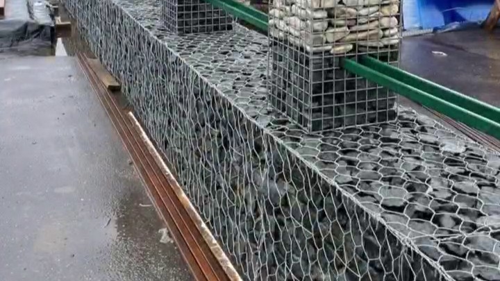 Цоколь забора из ГСИ