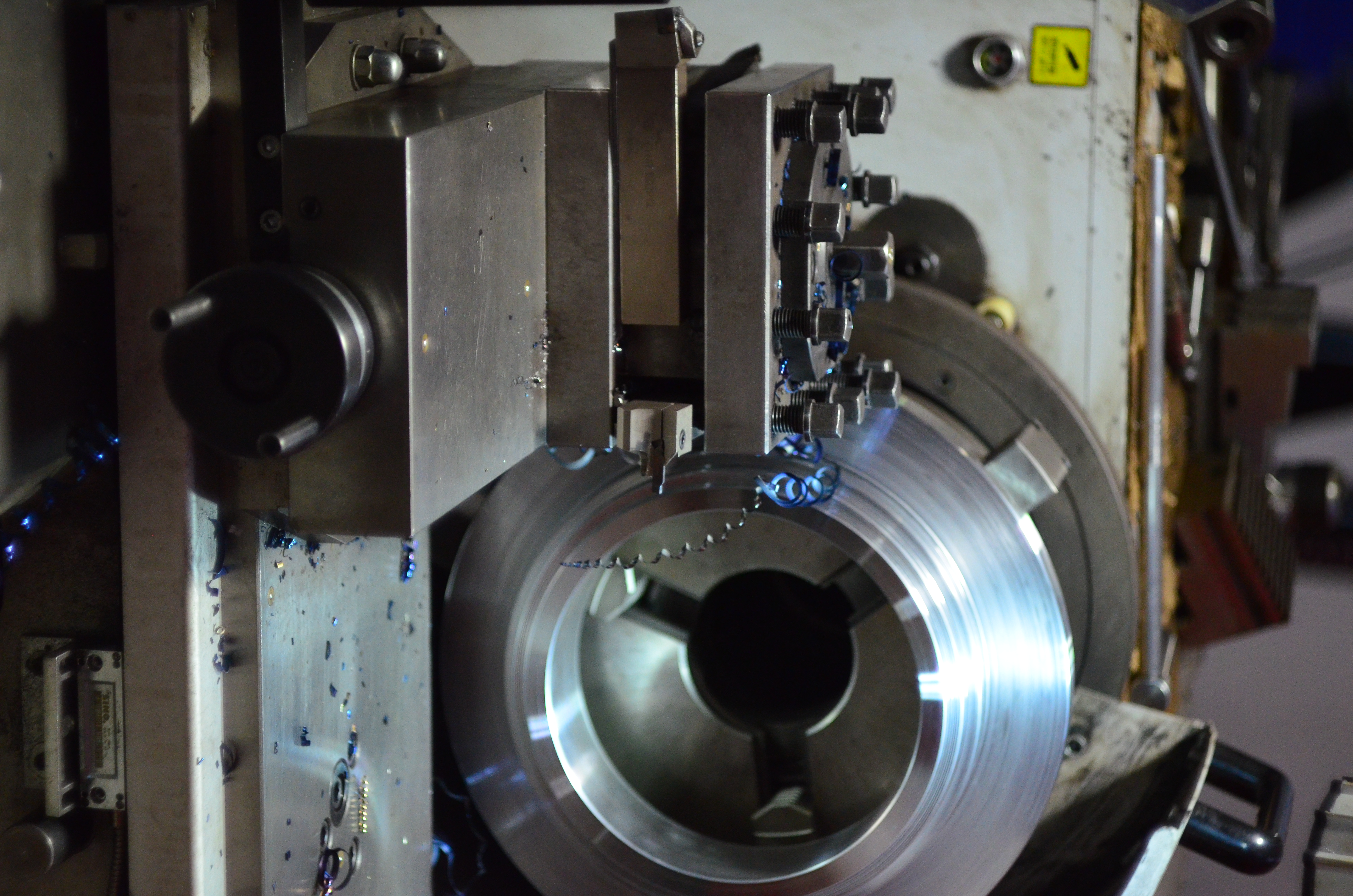 Токарные работы по металлу